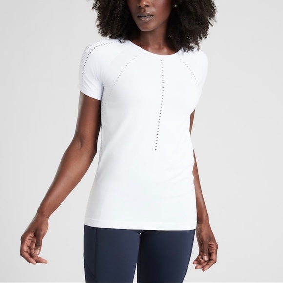 Athleta Tops - Athleta Foothill White Vented Stretchy Workout Top